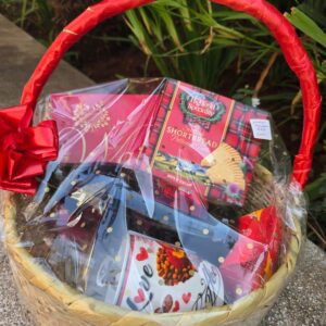 Gift hamper basket