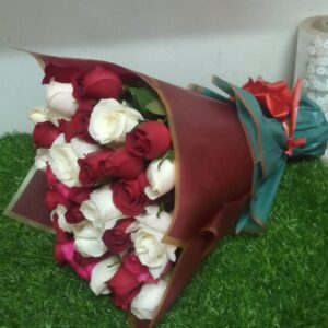 Happiness mixed roses